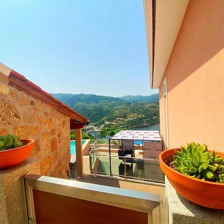 Varanda Do Abelhal Casa de Férias Santa Cruz do Douro